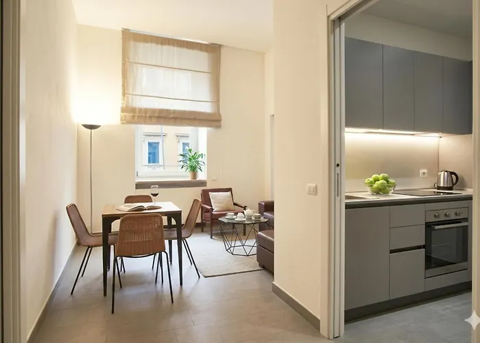Appartamento Lovely Cozy Nazionale 4 *